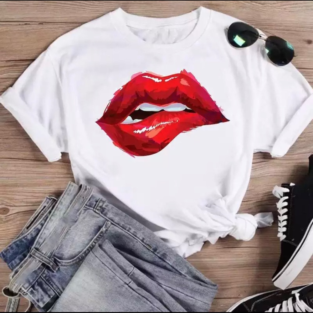 Sexy Lip Watercolor T-Shirt!